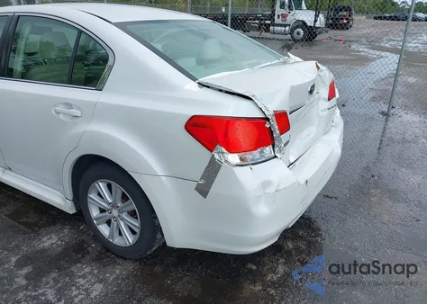 2011 Subaru Legacy 2.5I Premium z USA, uszkodzony, nr VIN 4S3BMBG64B3240656